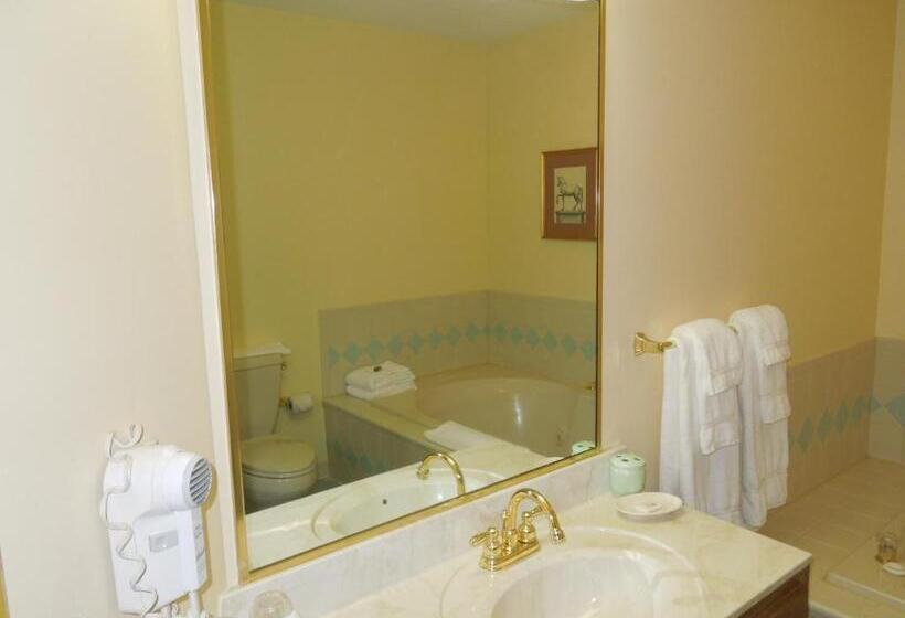 هاستل Guest Quarters At The Bridges Golf Club