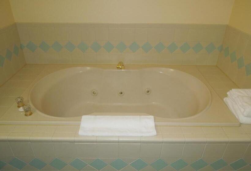 هاستل Guest Quarters At The Bridges Golf Club