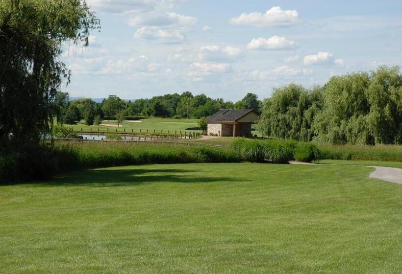 هاستل Guest Quarters At The Bridges Golf Club