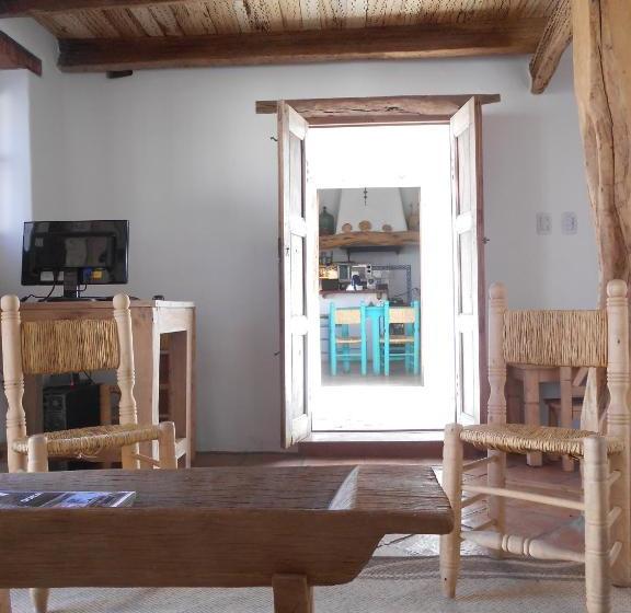 هاستل Hosteria Villa Cardon