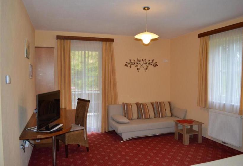 مبيت وإفطار Frühstückspension Krump