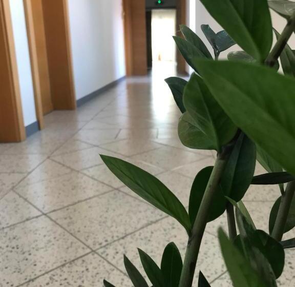 ホテル Vogelhubergut   Familie Scherleithner