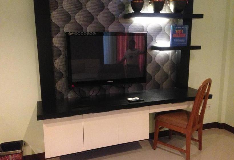 פנסיון Cempaka Mas