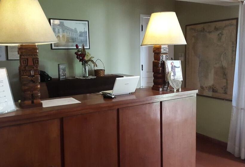 پانسیون El Jardin Suites And Guest House