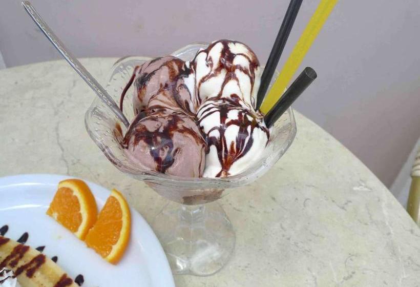 پانسیون Guest House Perla