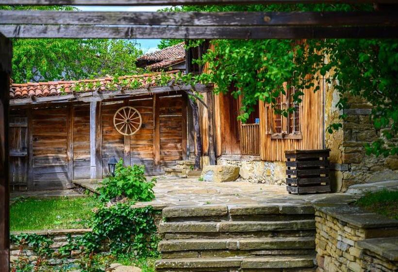 بنسيون Guest Houses Zlatna Oresha   Complex