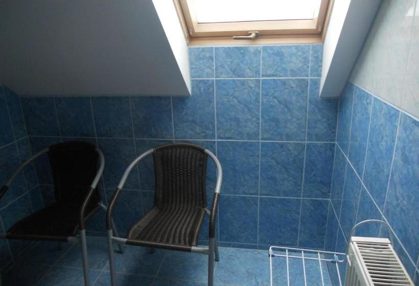פנסיון Hejő Apartman