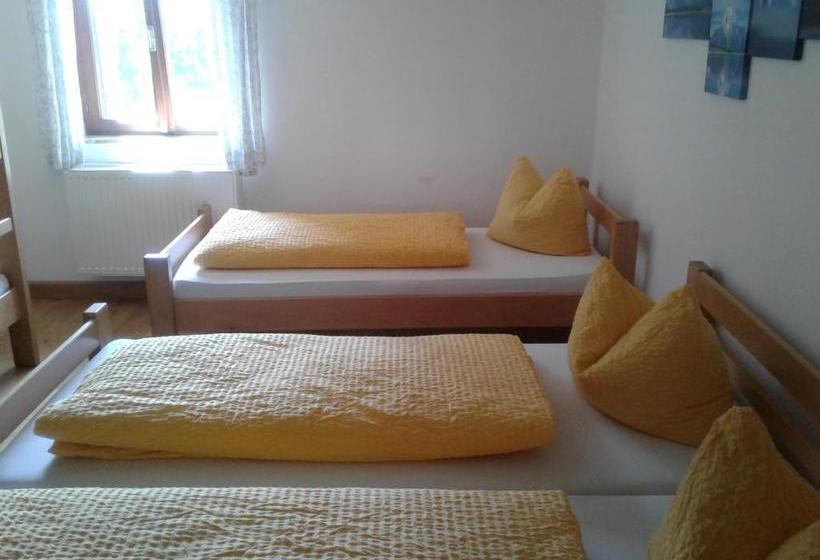 펜션 Hostel Halleiner Hütte