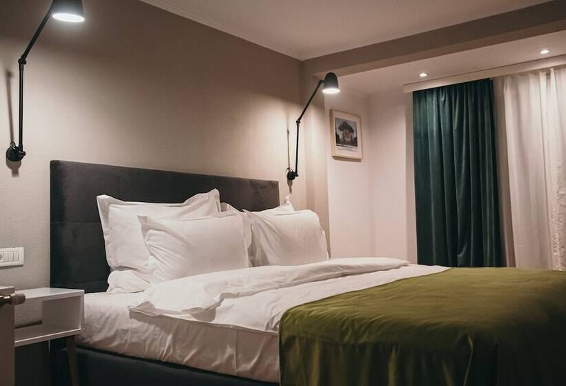 پانسیون Nest Guesthouse