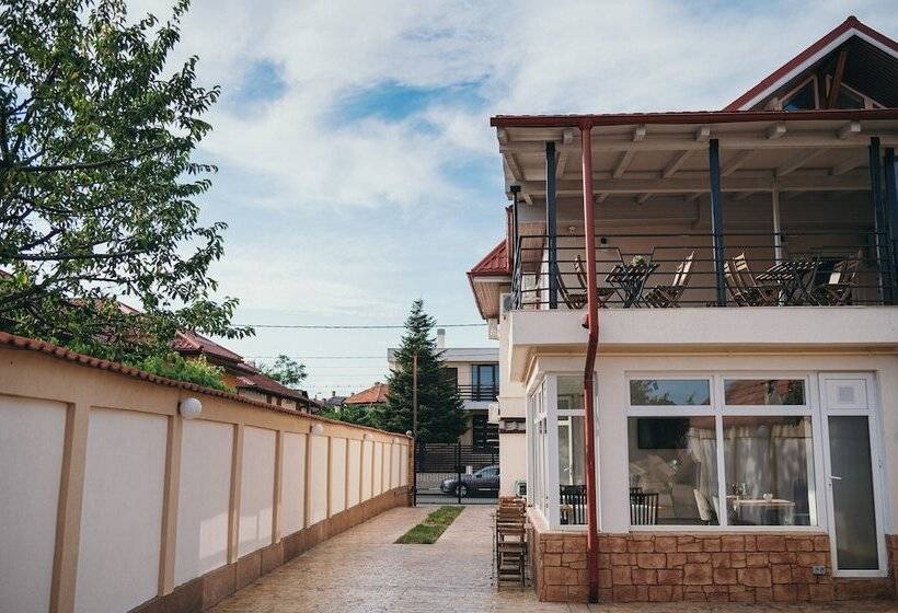 پانسیون Nest Guesthouse