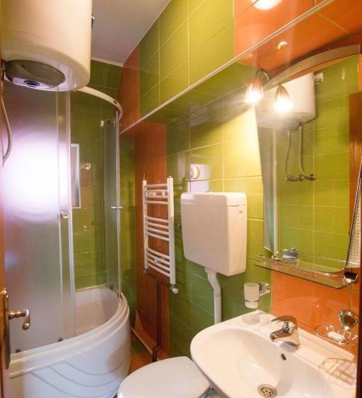 پانسیون Rooms Sanja