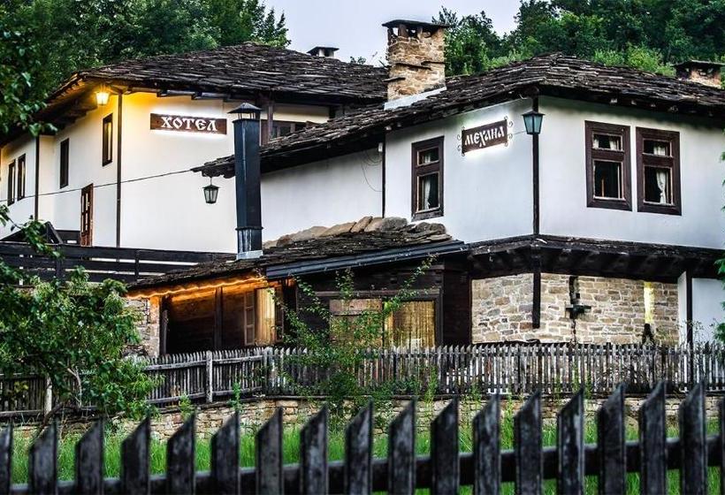 پانسیون Strannopriemnitsa Guest House