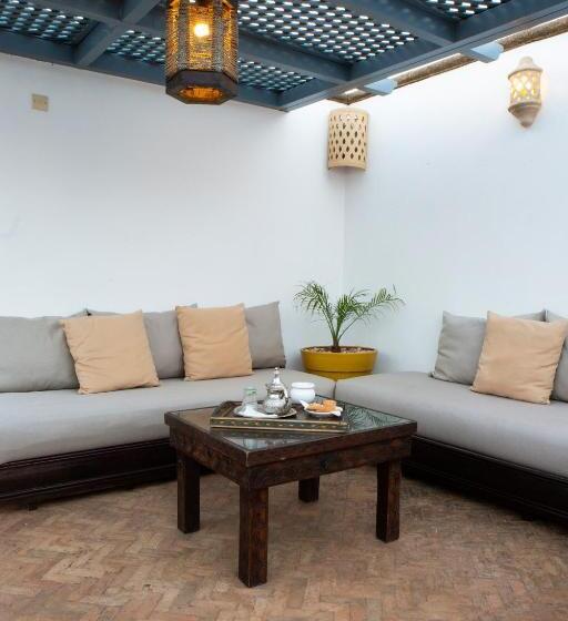Riad Amaris