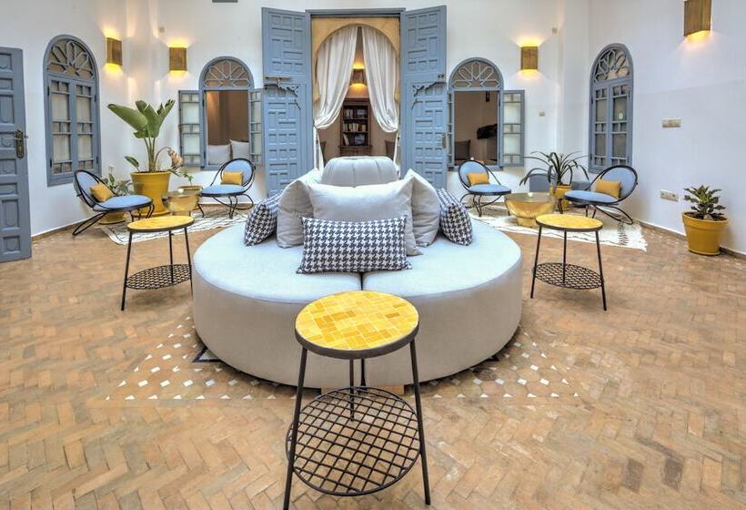 Riad Amaris