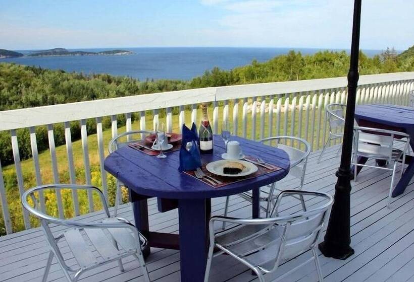 هاستل Castle Rock Country Inn