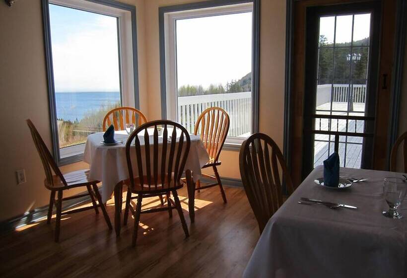 هاستل Castle Rock Country Inn