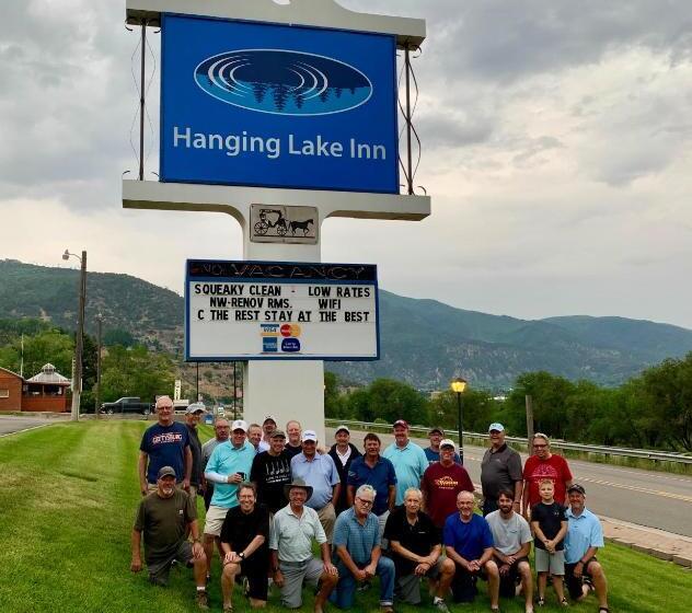 旅馆 Hanging Lake Inn