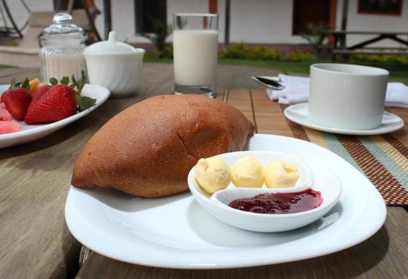 هاستل Hosteria San Carlos Tababela