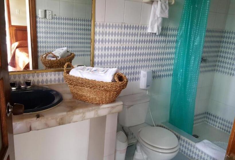 هاستل Hosteria San Carlos Tababela