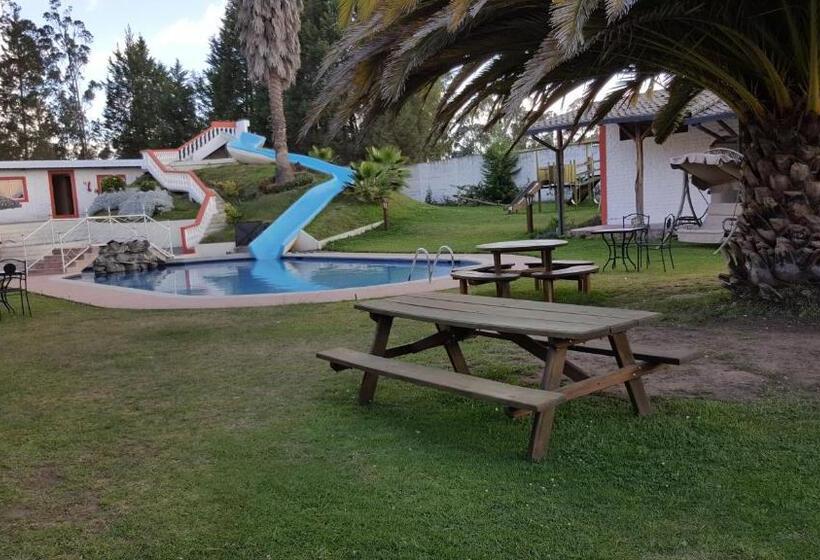 هاستل Hosteria San Carlos Tababela