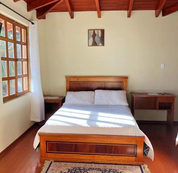 هاستل Hosteria San Carlos Tababela