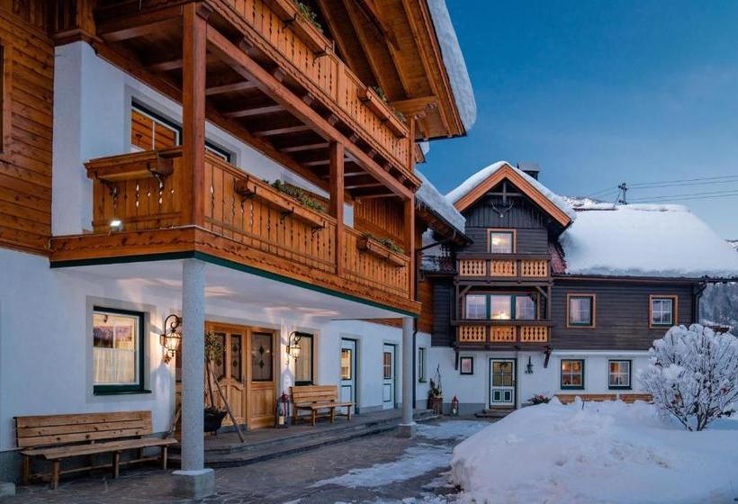 בית מלון כפרי Linharterhof