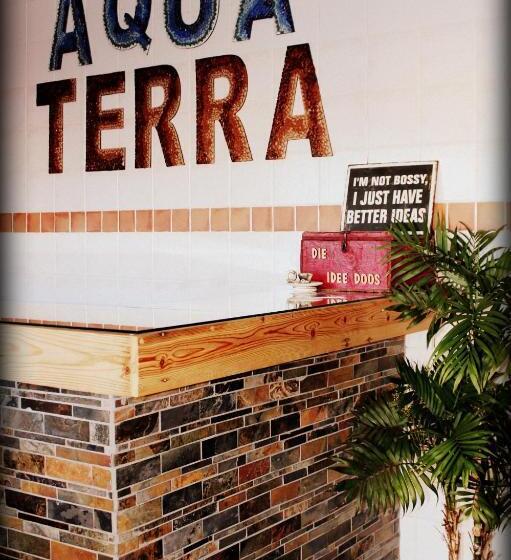بنسيون Aqua Terra Guest House