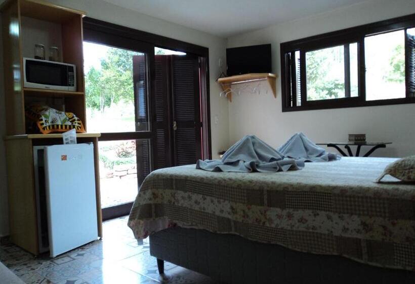بنسيون Espaço Holístico Chalés