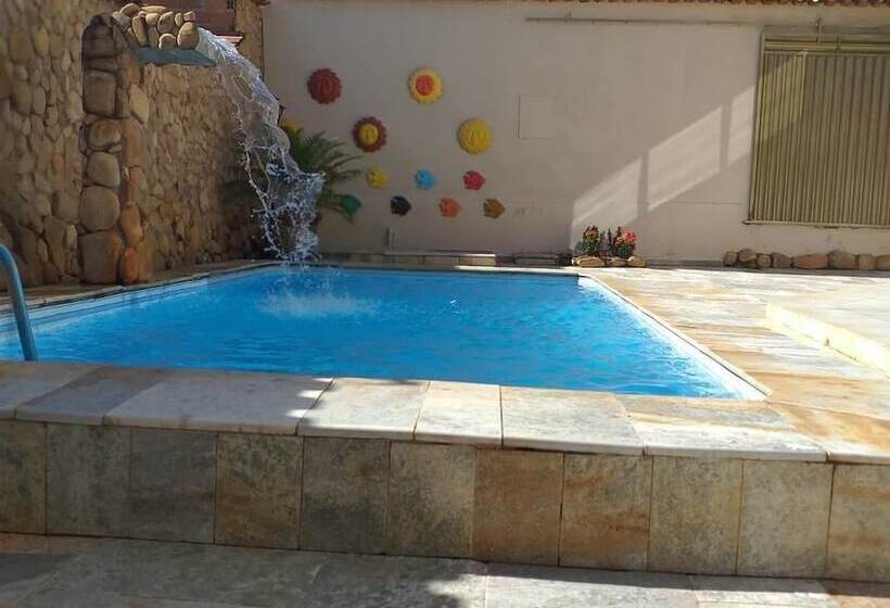 پانسیون Estrela D Alva Pousada
