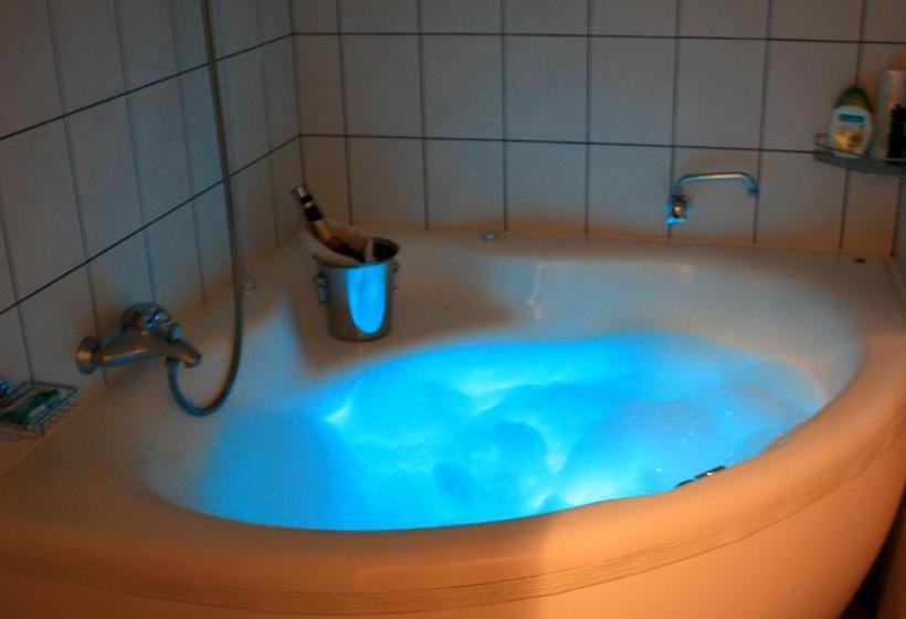 پانسیون Guest House šampētera Māja