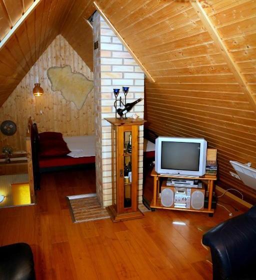 بنسيون Guest House šampētera Māja