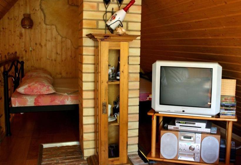 פנסיון Guest House šampētera Māja