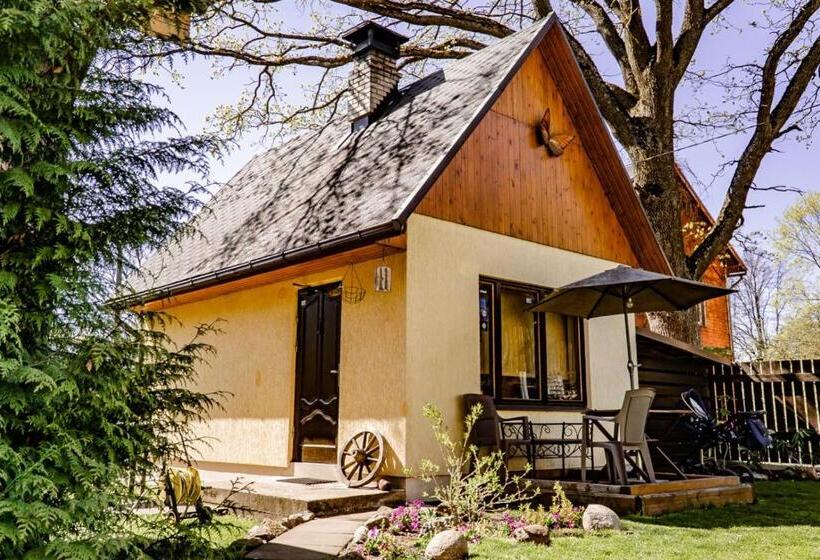 پانسیون Guest House šampētera Māja