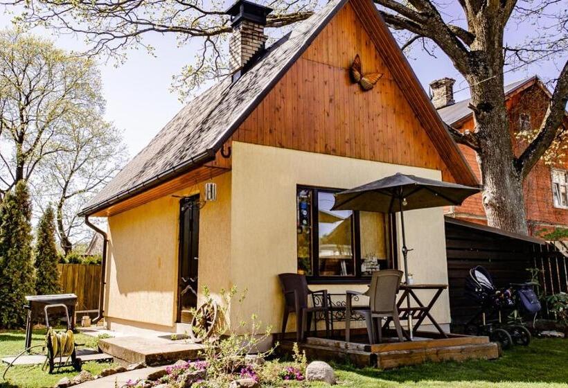 پانسیون Guest House šampētera Māja