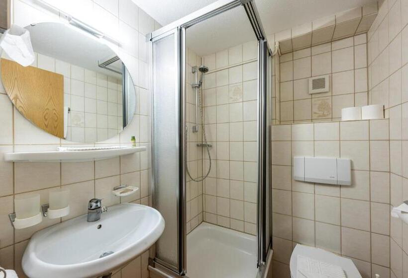 بنسيون Haus Widdersteinblick