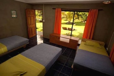 پانسیون Hostal Pukao