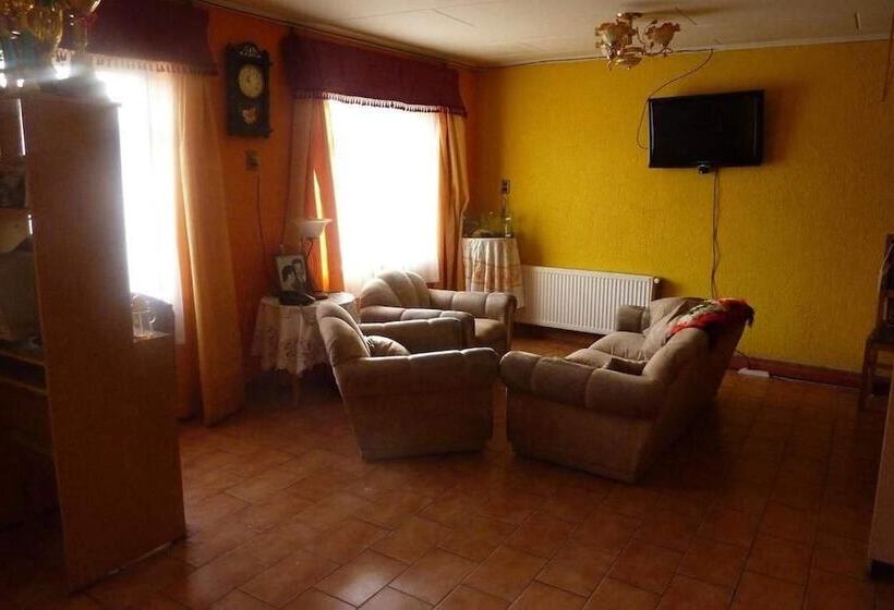 بنسيون Hostel Danicar Puerto Natales