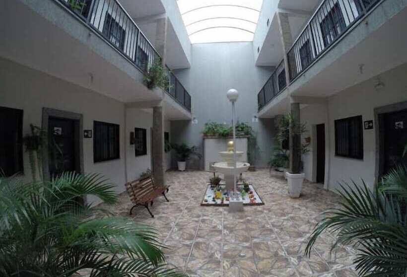 膳宿费 Pousada Golden House   Próxima Ao Thermas No Centro De Aguas