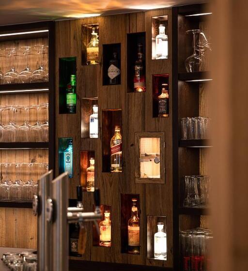 پانسیون Rohrmooser Schlössl