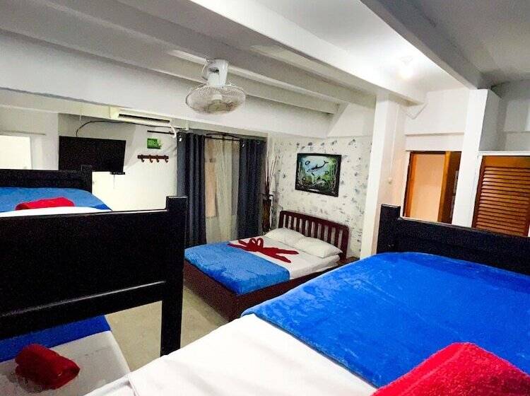 هاستل Hostal Mom Mariela