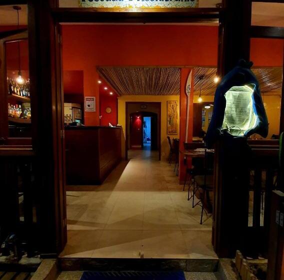 فندق صغير Pousada E Restaurante O Pescador