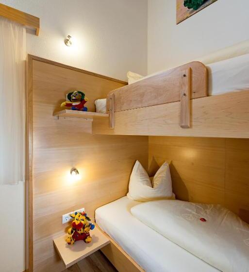 Aparthotel Alpendiamant Serfaus Wachter Gmbh