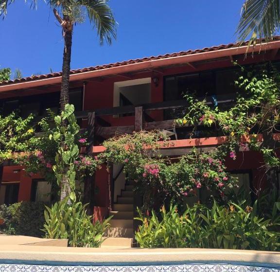 Apartamentos Massai