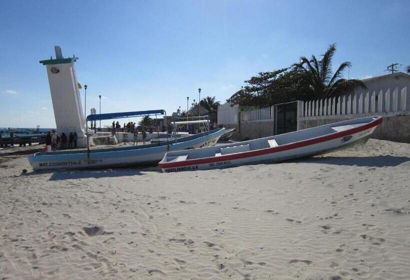 پانسیون Buenos Días Guest House
