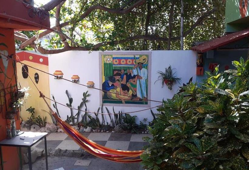 پانسیون Buenos Días Guest House