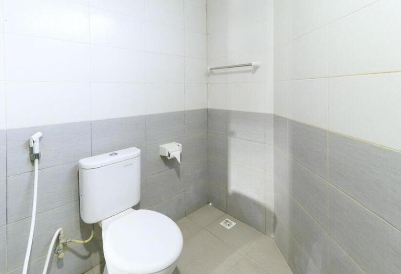 Пансион Deseruni Guest House Kerobokan
