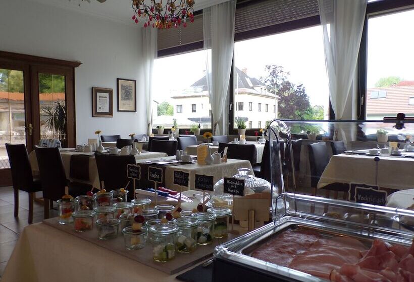 پانسیون Gästehaus Residenz Lapeiner