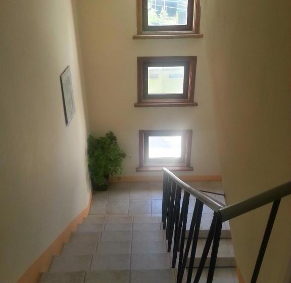 پانسیون Guest House Bedrock