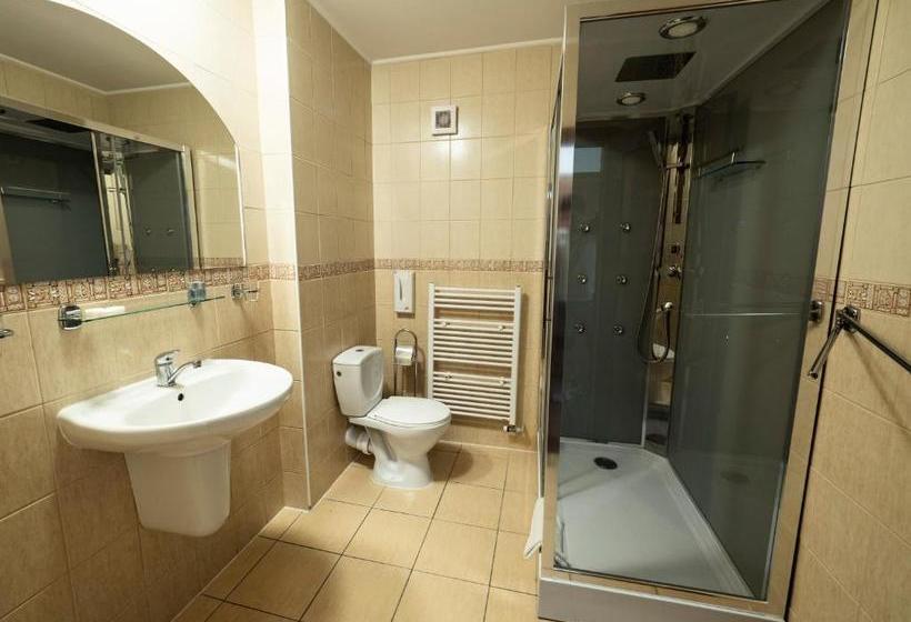 بنسيون Penzion Almada