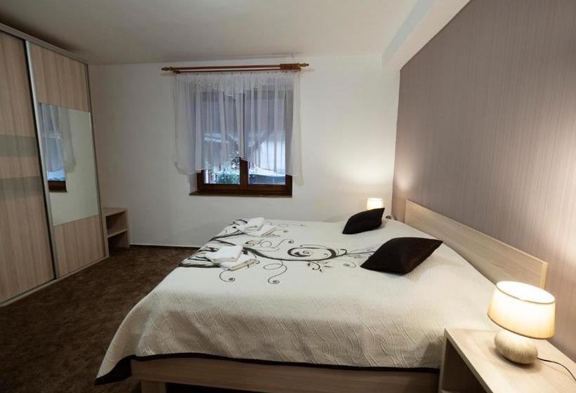 بنسيون Penzion Almada